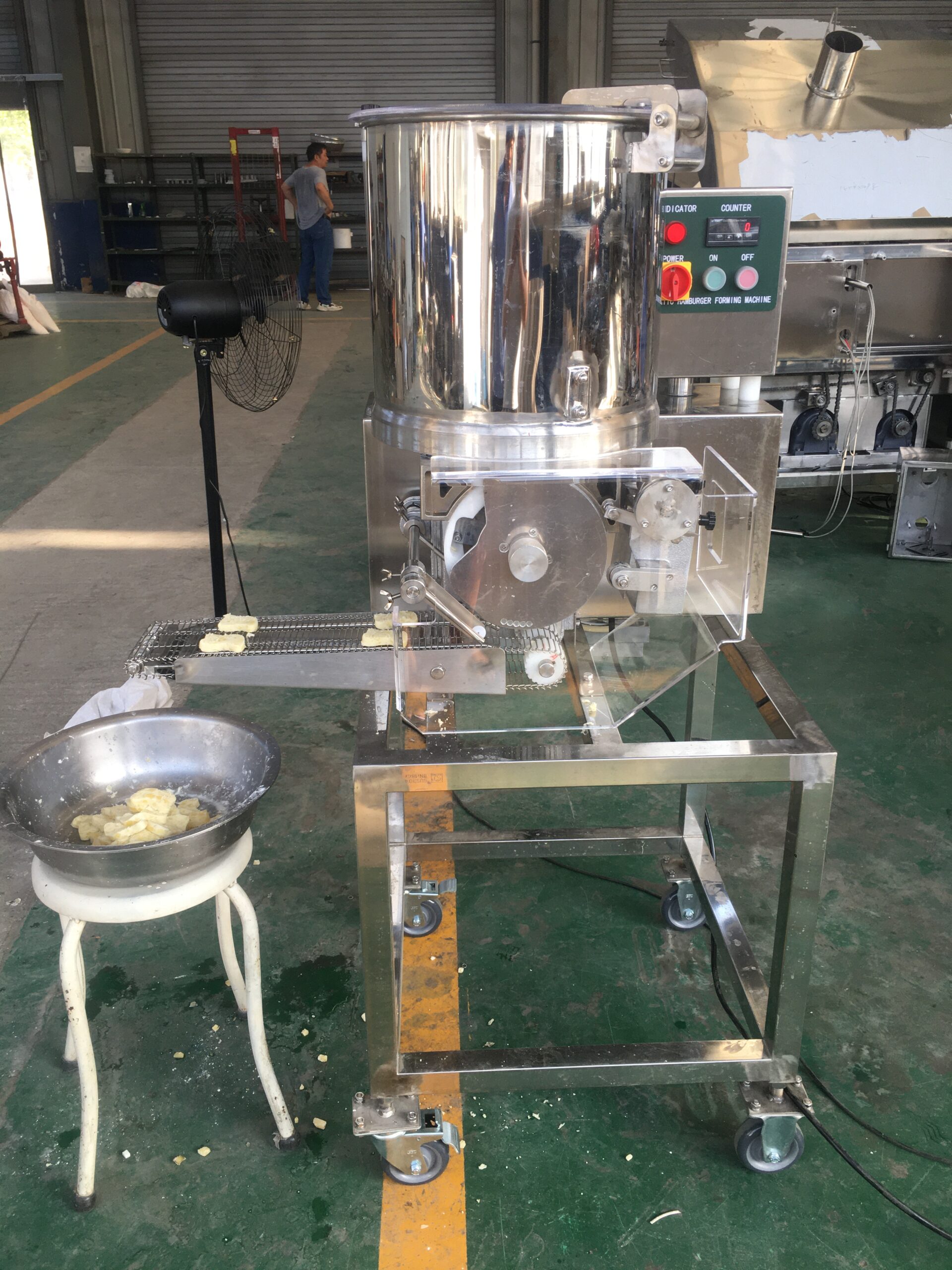 Automatic hash brown machine maker